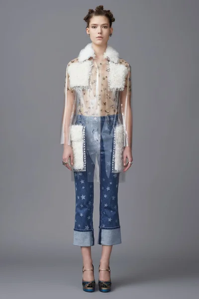 Look 18